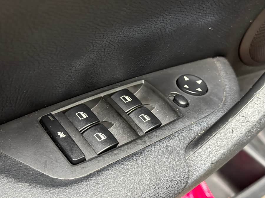 BMW X1 2015 — фото 12