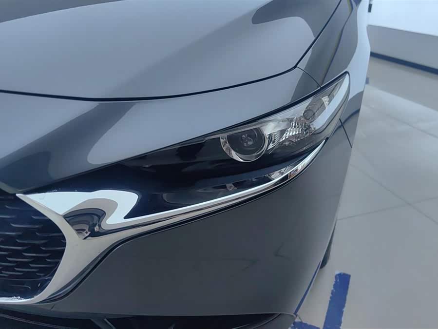 Mazda 3 Angkesela 2021