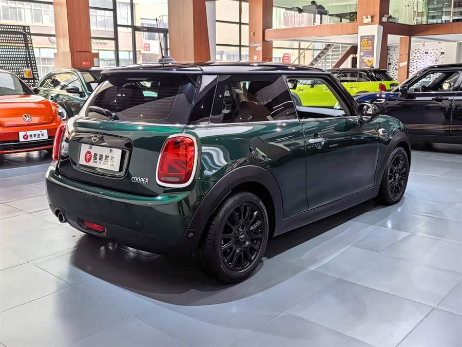 MINI MINI 2018