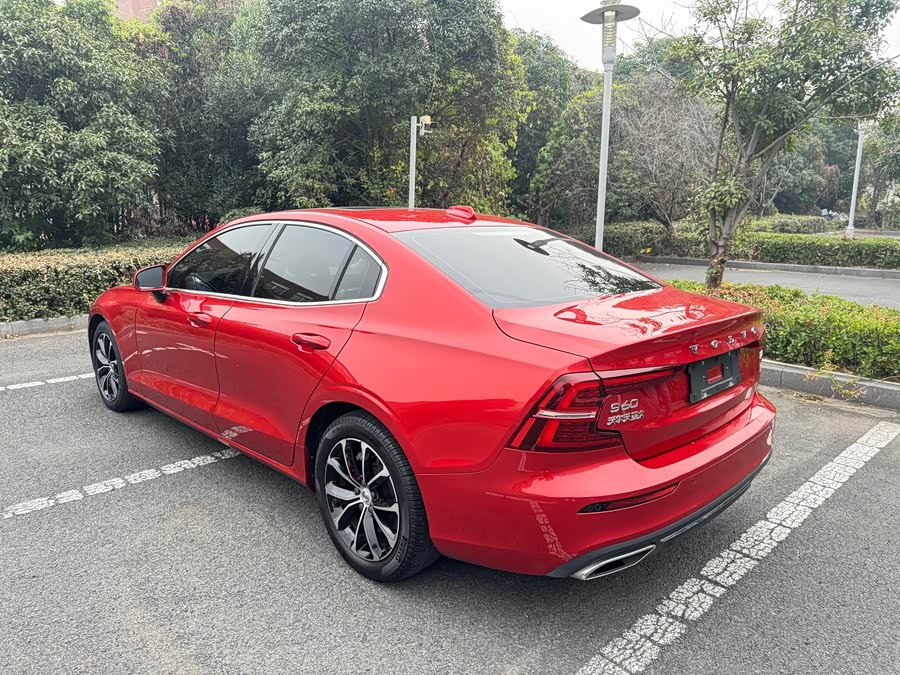 Volvo S60 2021