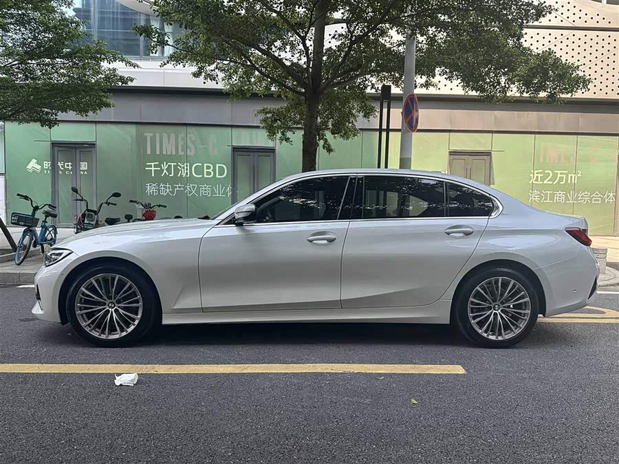 BMW 3 Series 2020 — фото 10