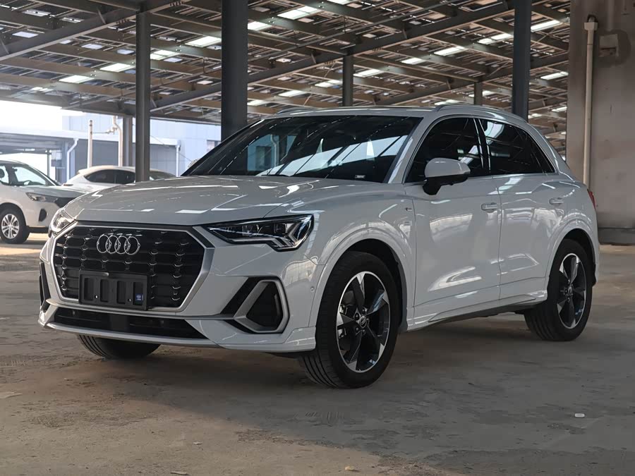 Audi Q3 2023