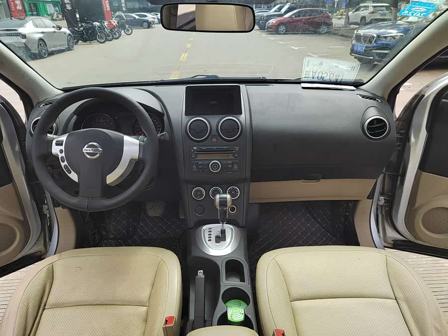 Nissan Qashqai 2012