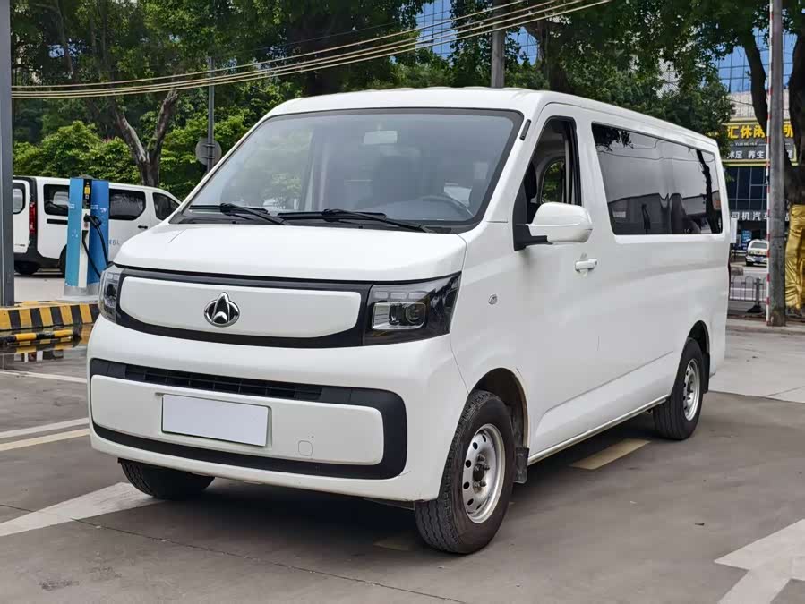 Changan Ruixing EM80 2025