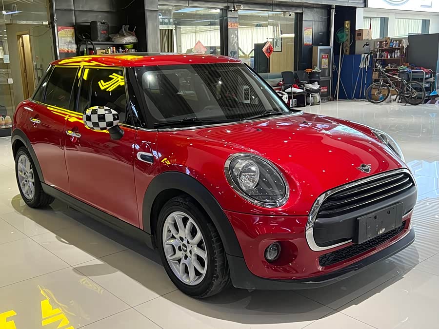 MINI MINI 2019