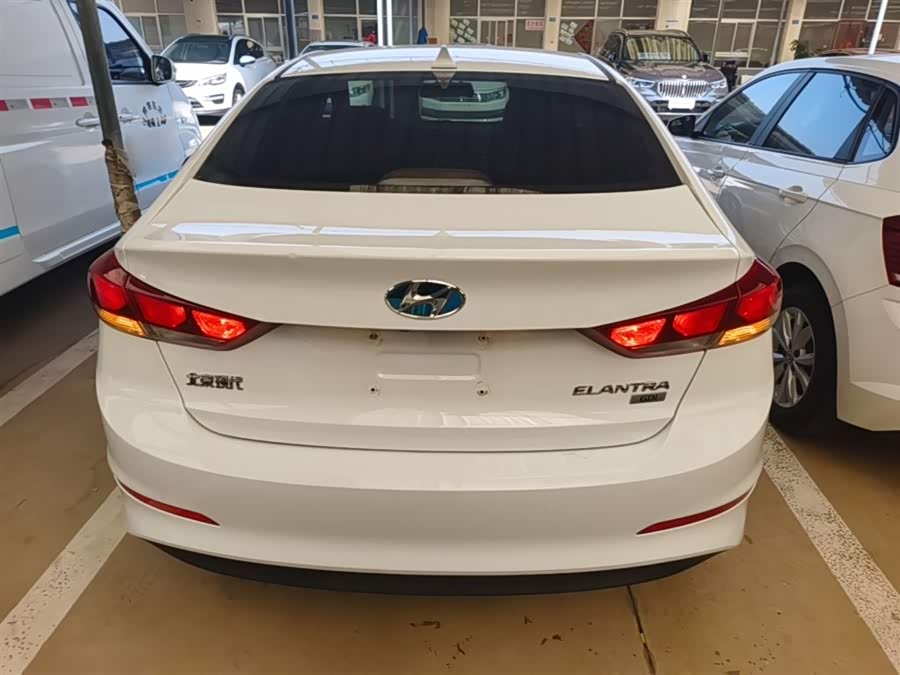 Hyundai Celesta 2016