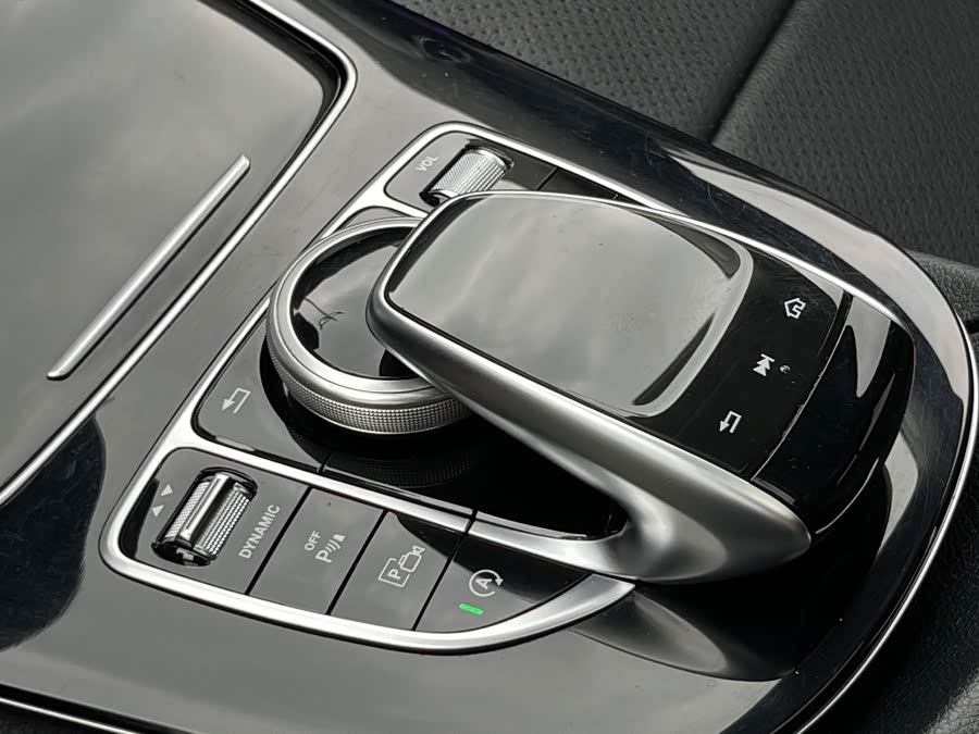 Mercedes-Benz E-Class 2016 — фото 17