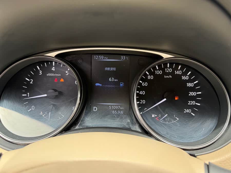 Nissan X-Trail 2015 — фото 10