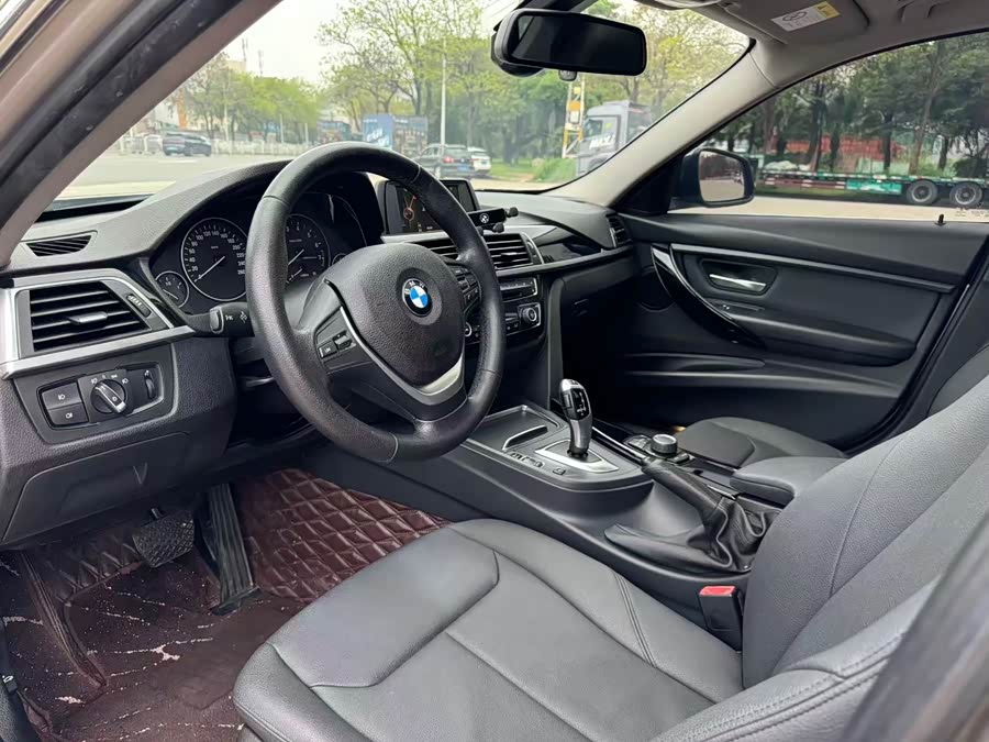 BMW 3 Series 2017
