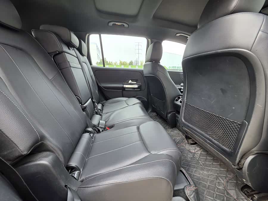 Mercedes-Benz EQB 2024