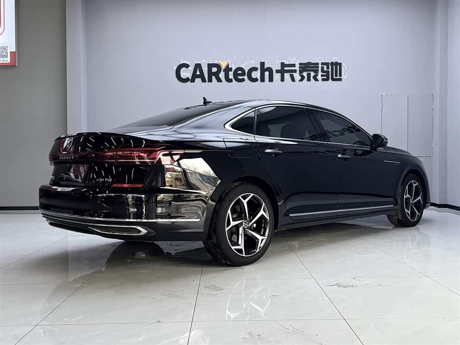 Volkswagen Passat 2023