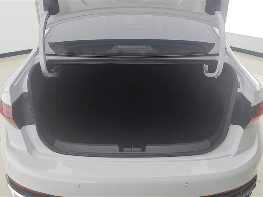 Volkswagen Sagitar 2023