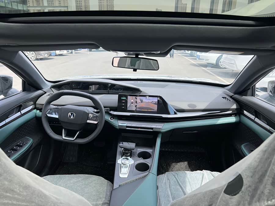 Changan UNI-V Smart Electric Idd 2024