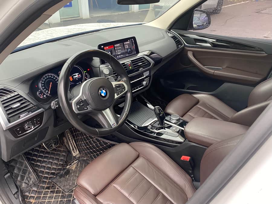 BMW X3 2018 — фото 9