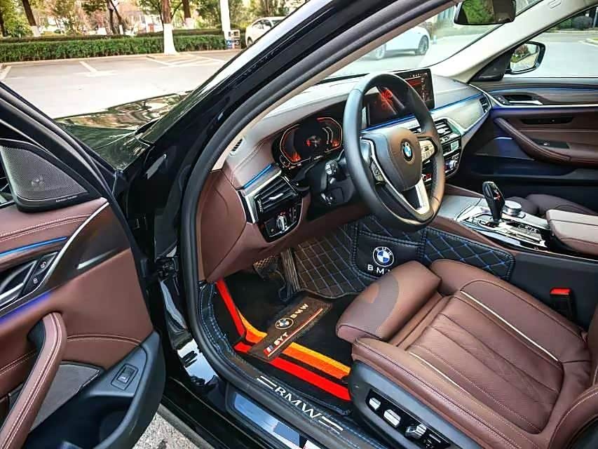BMW 5 Series 2021