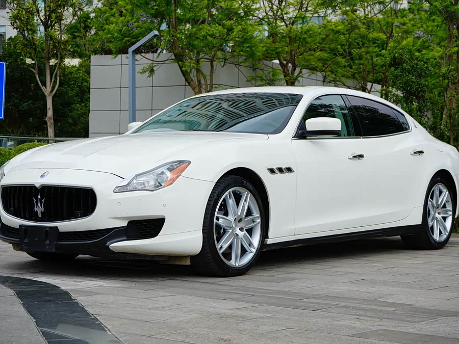 Maserati Quattroporte 2013