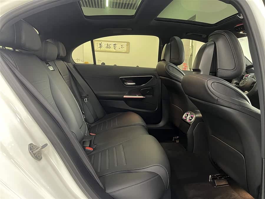 Mercedes-Benz C-Class 2022 — фото 10