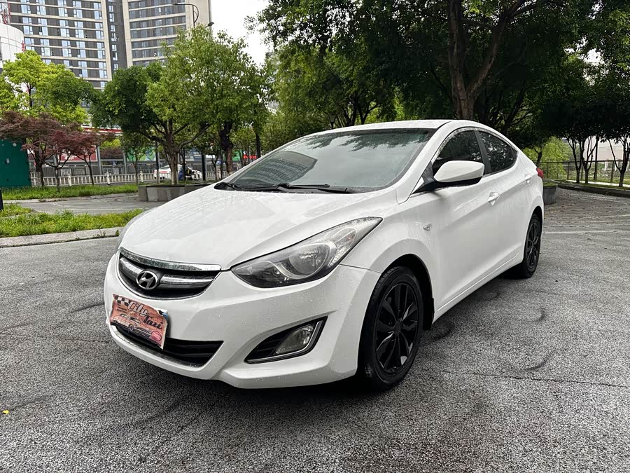 Hyundai Elantra 2015