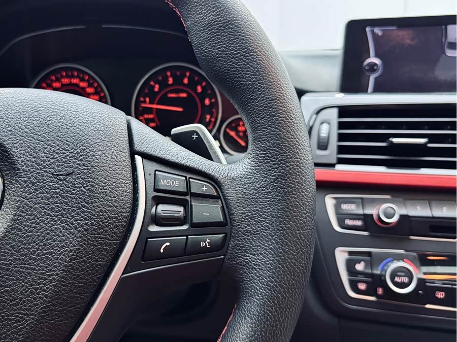 BMW 3 Series 2013 — фото 20