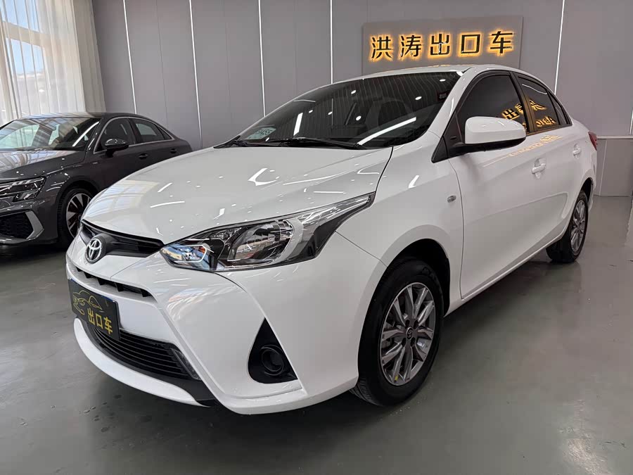 Toyota Yaris L 2022