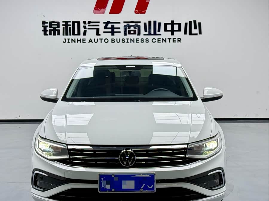 Volkswagen Bora 2023