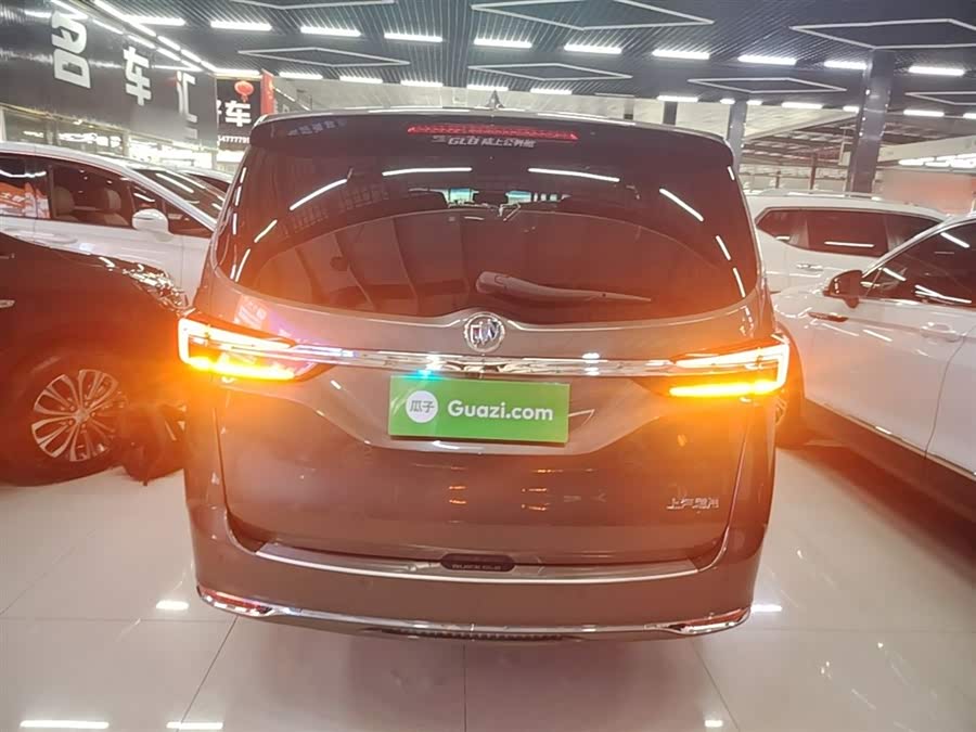 Buick GL8 2021