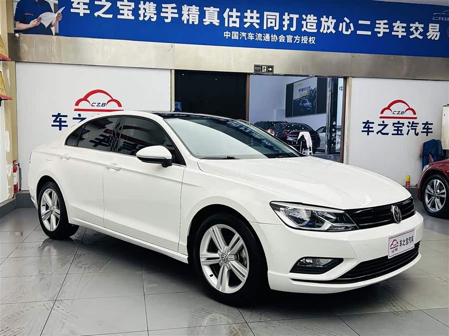 Volkswagen Lamando 2015