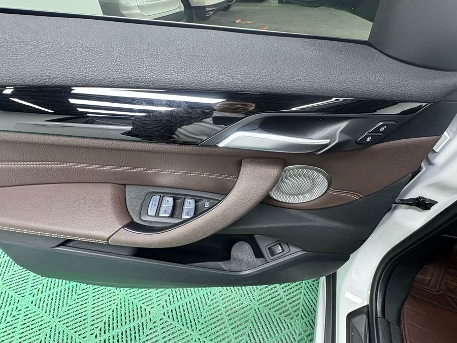 BMW X1 2022 — фото 15