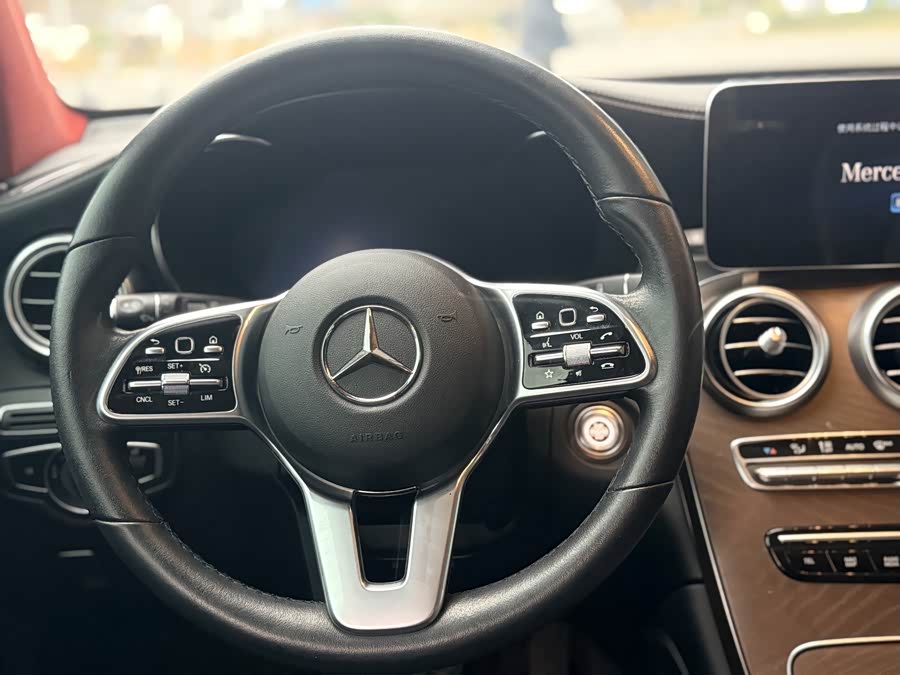 Mercedes-Benz GLC 2020 — фото 19