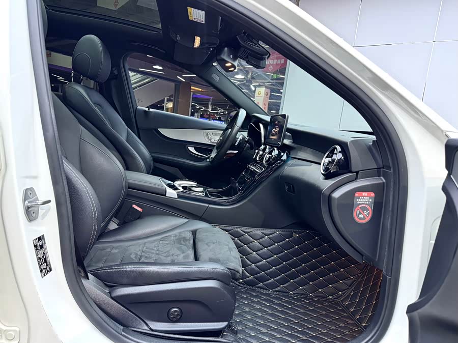 Mercedes-Benz C-Class 2017 — фото 13
