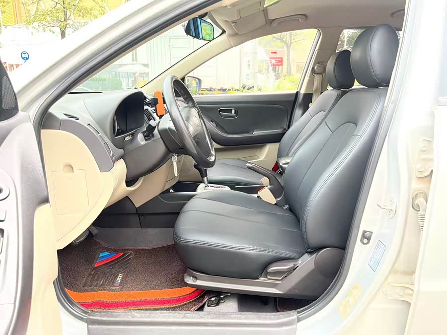 Hyundai Joyful 2011