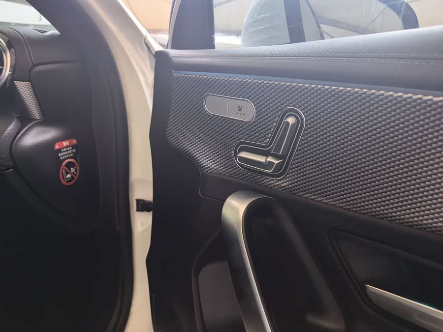 Mercedes-Benz A-Class 2022 — фото 15