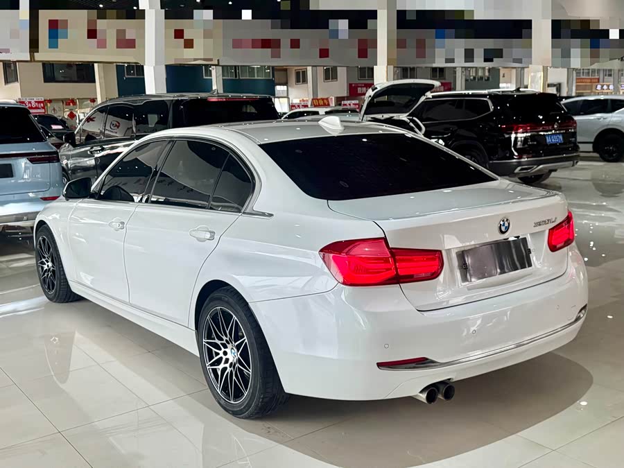 BMW 3 Series 2017 — фото 13