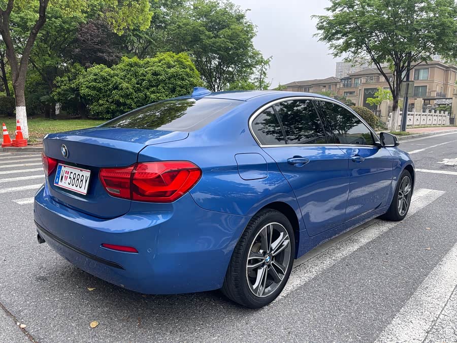 BMW 1 Series 2017 — фото 14