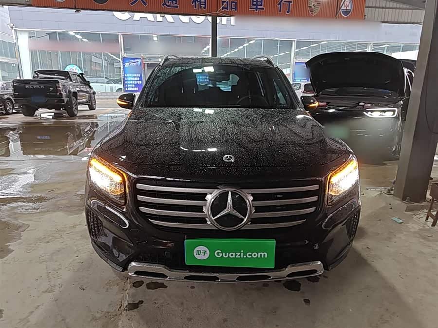Mercedes-Benz GLB 2024