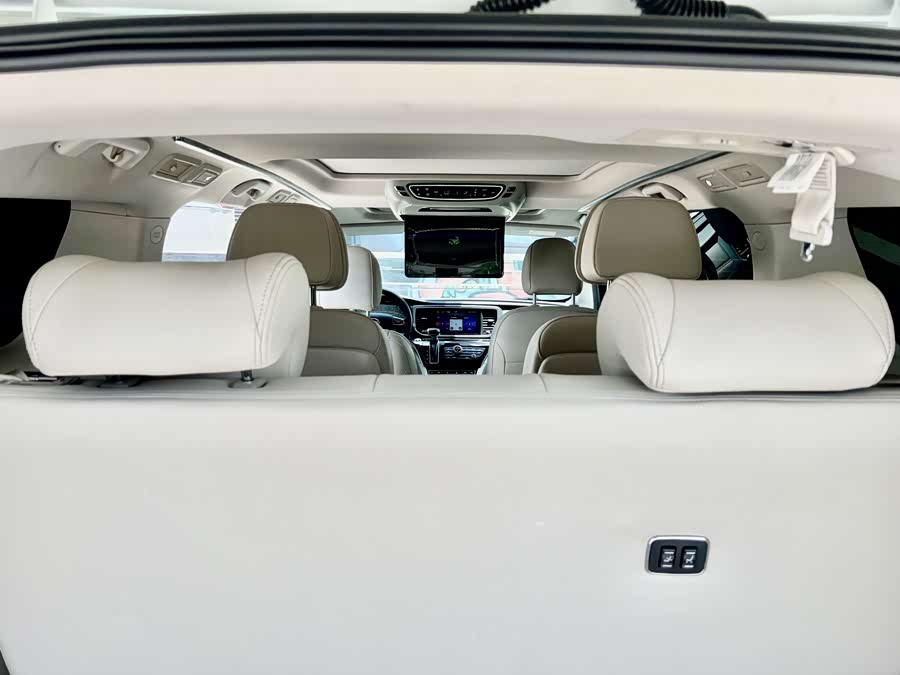 GAC Trumpchi M8 2020 — фото 11