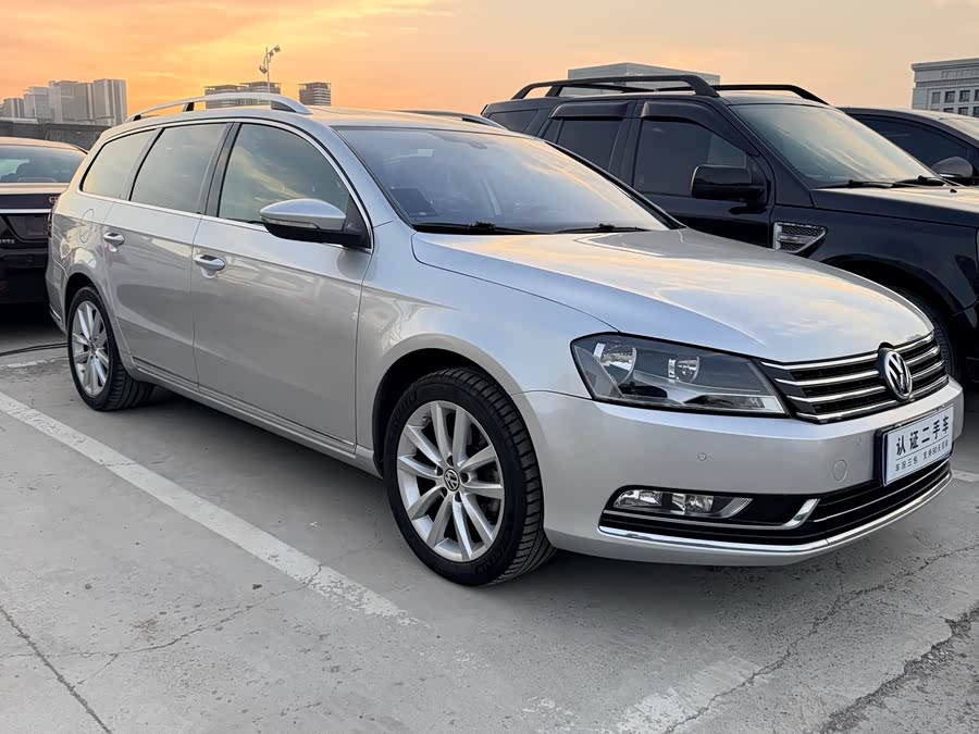 Volkswagen Magotan 2012