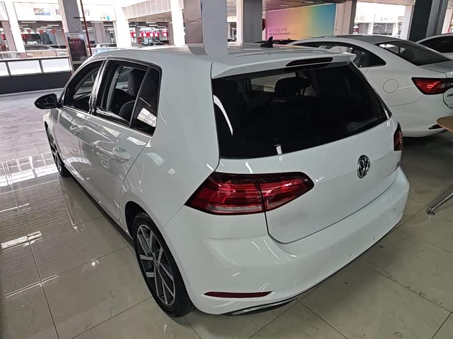 Volkswagen Golf 2020