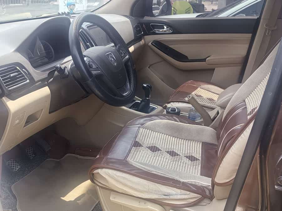 Baojun 730 2014