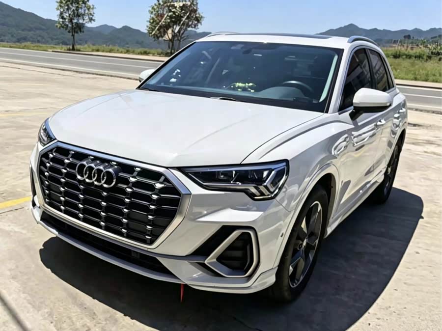 Audi Q3 2022