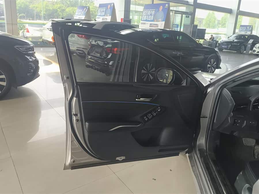 Toyota Avalon 2019