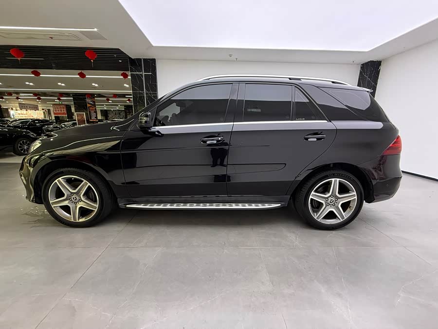Mercedes-Benz GLE 2016