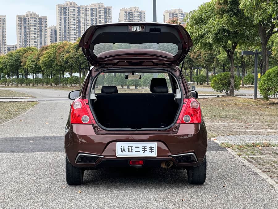 Suzuki Swift 2016 — фото 15