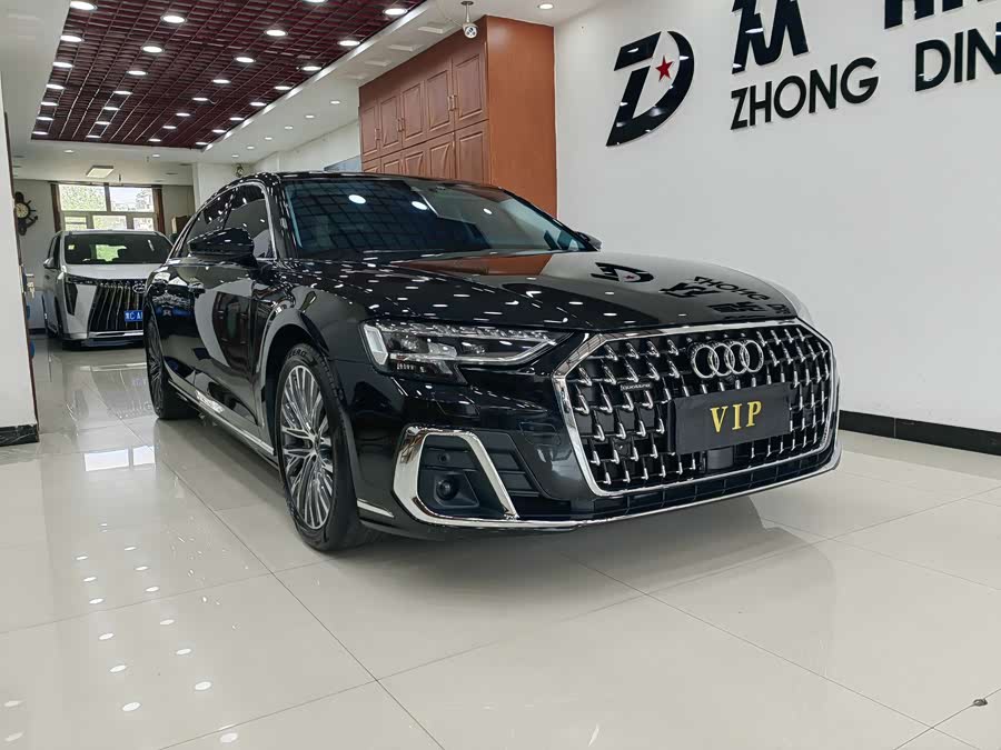 Audi A8 2025