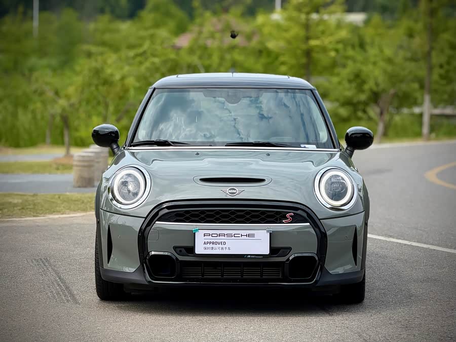 MINI MINI 2022