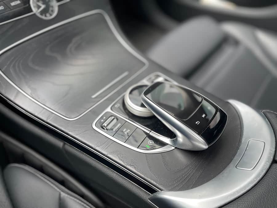 Mercedes-Benz C-Class 2017 — фото 19
