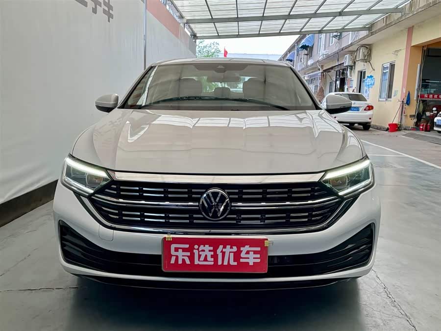 Volkswagen Sagitar 2023
