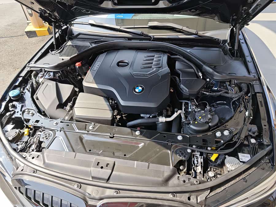 BMW 3 Series 2021 — фото 10