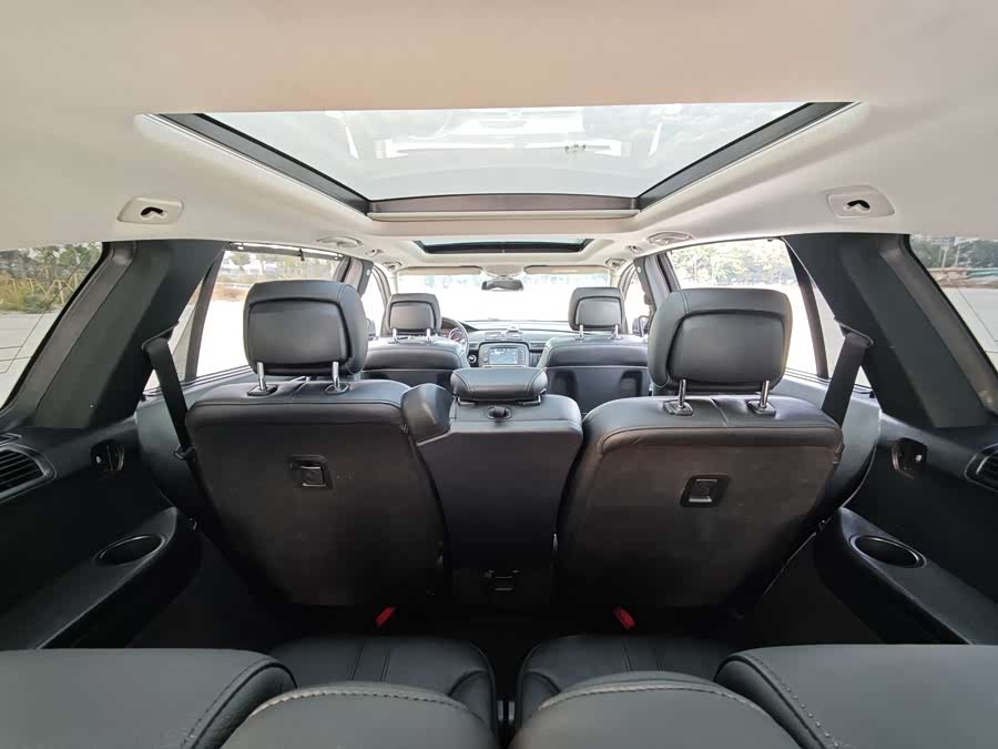Mercedes-Benz R-Class 2017 — фото 20