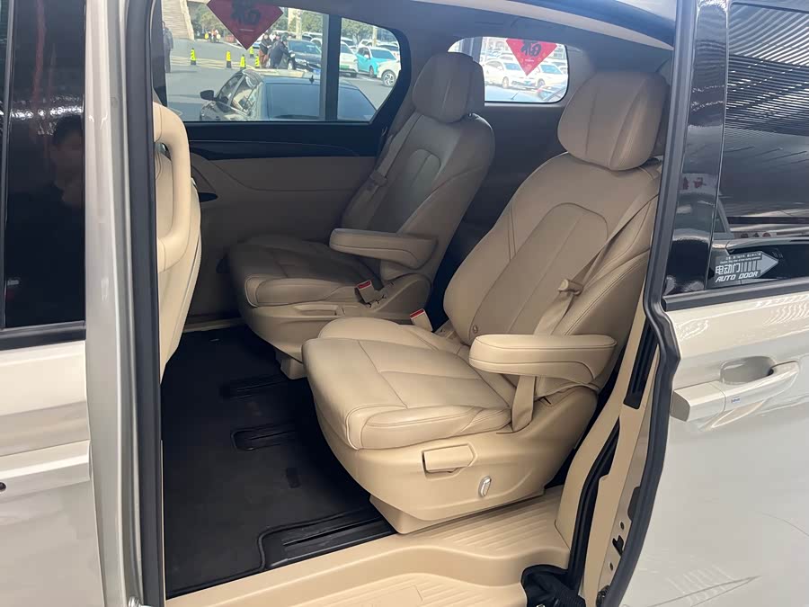 Buick GL8 2022